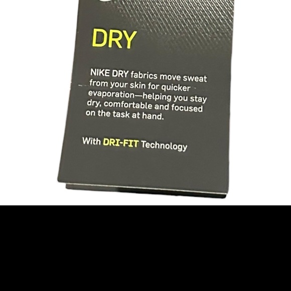 Nike Golf Men’s Polo Shirt Purple Logo Short Sleeve M New - Picture 8 of 9